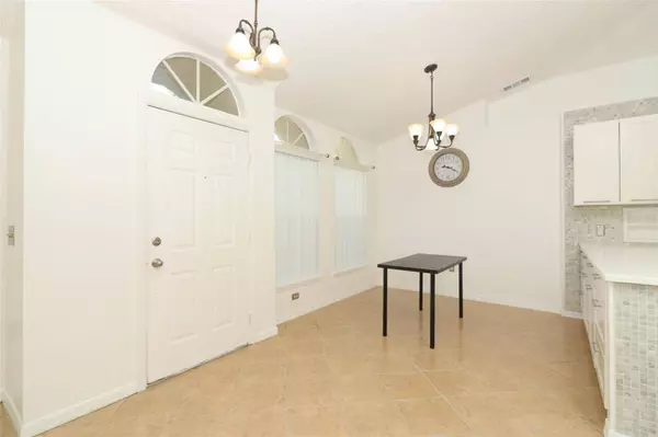 6937 LONG NEEDLE CT, Orlando, FL 32822