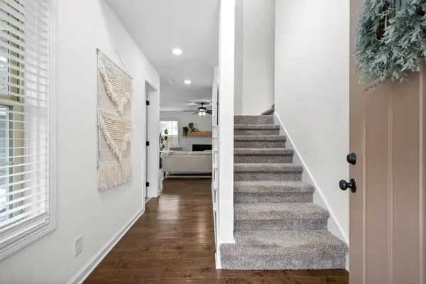 1253 Magnum Dr, Clarksville, TN 37040