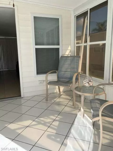 110 Enchanting BLVD #E-110, Naples, FL 34112