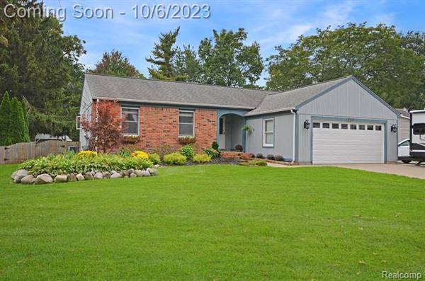 6108 Higgins Avenue, Sterling Heights, MI 48314