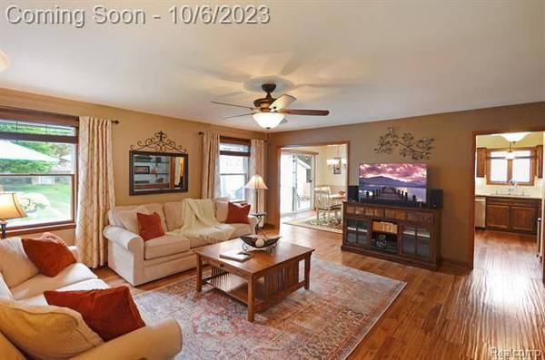 6108 Higgins Avenue, Sterling Heights, MI 48314