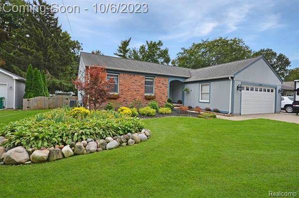 6108 Higgins Avenue, Sterling Heights, MI 48314