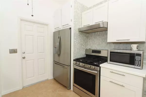 6937 LONG NEEDLE CT, Orlando, FL 32822