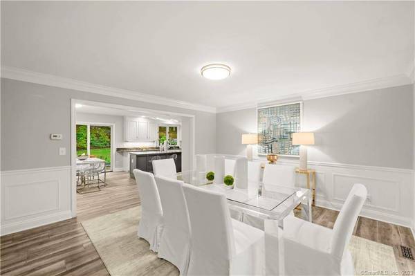 20 Adirondack Trail, Easton, CT 06612