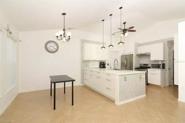 6937 LONG NEEDLE CT, Orlando, FL 32822