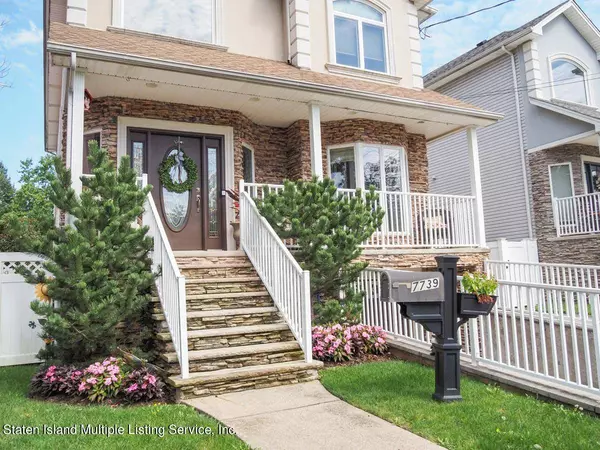 7739 Amboy Road, Staten Island, NY 10307
