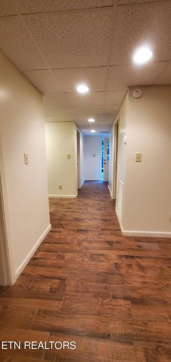 5954 Hiawatha Rd, Morristown, TN 37814