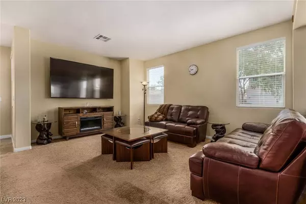 8022 Shellstone Avenue, Las Vegas, NV 89117