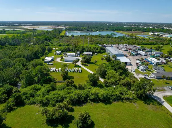 3530 LAUREL RD E #A, North Venice, FL 34275