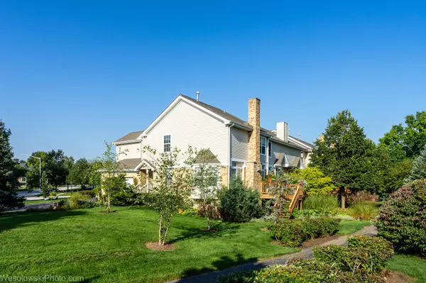 1345 Lunt Court, Schaumburg, IL 60193