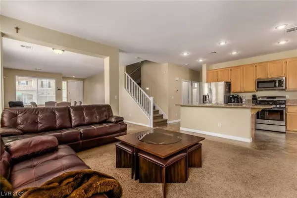 8022 Shellstone Avenue, Las Vegas, NV 89117