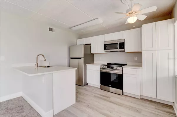 1601 BIG TREE RD #1101, South Daytona, FL 32119