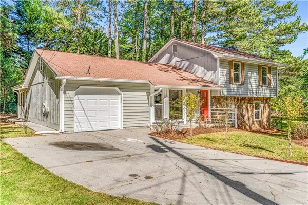 5728 Misty Ridge CT, Lithonia, GA 30058