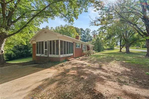 3243 Nc Highway 47, Lexington, NC 27292