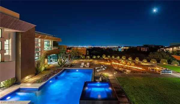 27 Hawk Ridge Drive, Las Vegas, NV 89135