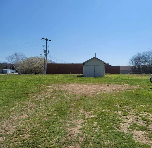 53 Winchester Hwy, Hillsboro, TN 37342