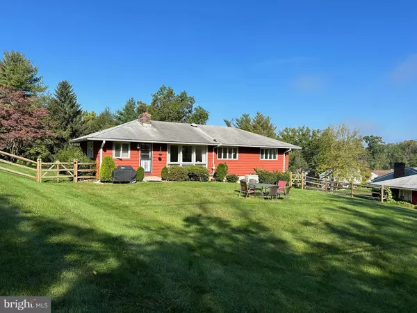 122 MIDWAY RD, Phoenixville, PA 19460