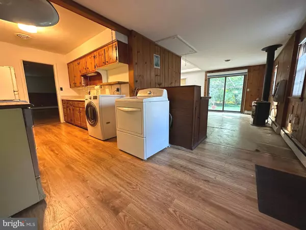 706 BROOK DR, Newark, DE 19713