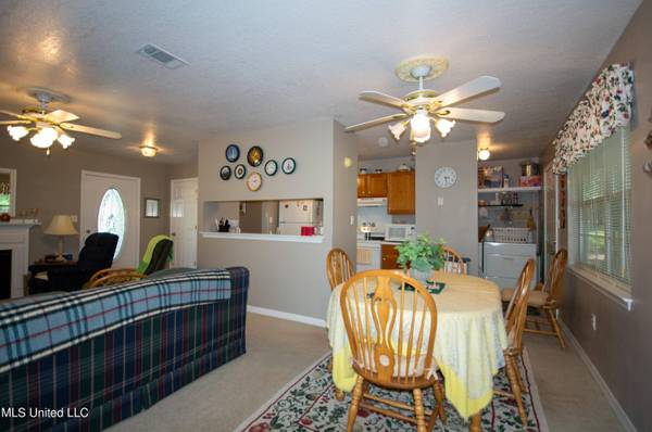 7503 Park Ridge Drive, Biloxi, MS 39532