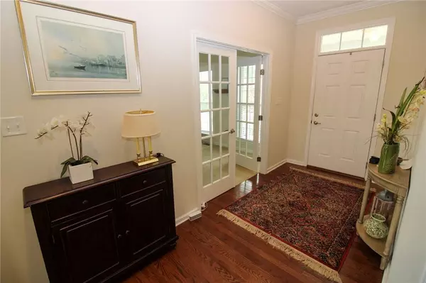 2047 Golden Grove Dr, Mars, PA 16046