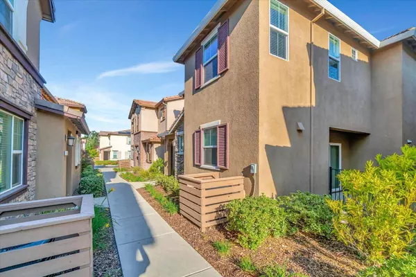 1115 Veranda CT, Folsom, CA 95630