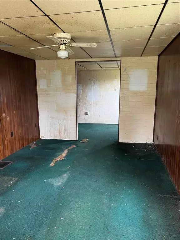 360 Edna St, East Mc Keesport, PA 15035