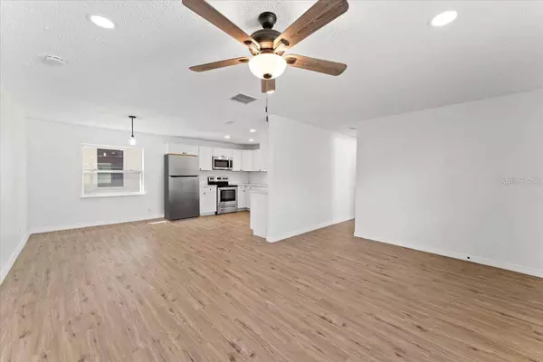 132 SAMUEL ST, Orlando, FL 32810