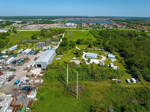 3530 LAUREL RD E #A, North Venice, FL 34275