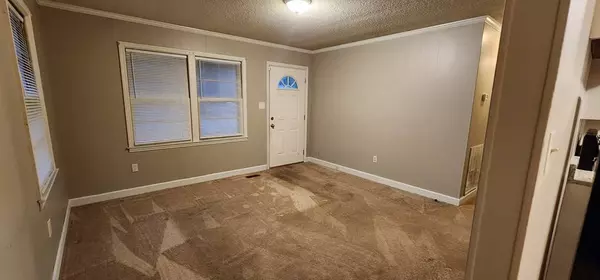 392 Seminole Rd, Sumter, SC 29150