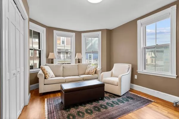 66 St Rose #1, Boston, MA 02130