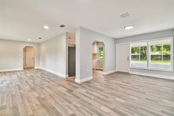 501 OAKWOOD BLVD, Oldsmar, FL 34677