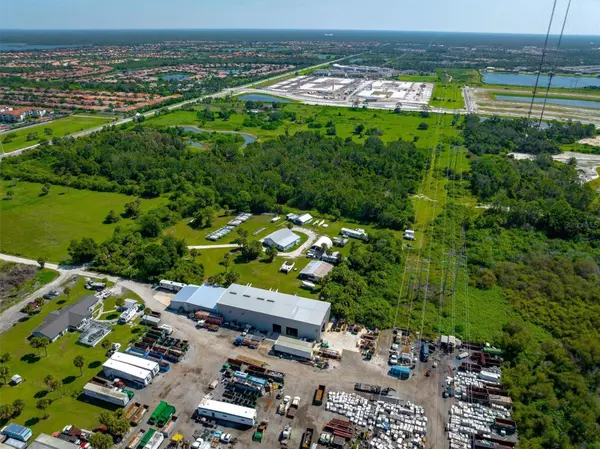 3530 LAUREL RD E #A, North Venice, FL 34275