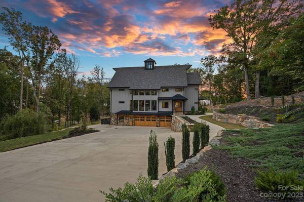 222 Greenbay RD, Mooresville, NC 28117