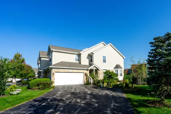 1345 Lunt Court, Schaumburg, IL 60193