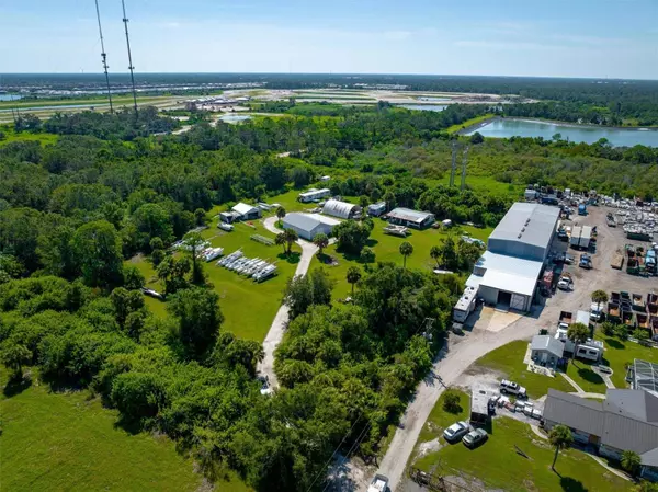 3530 LAUREL RD E #A, North Venice, FL 34275