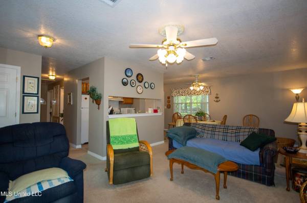 7503 Park Ridge Drive, Biloxi, MS 39532