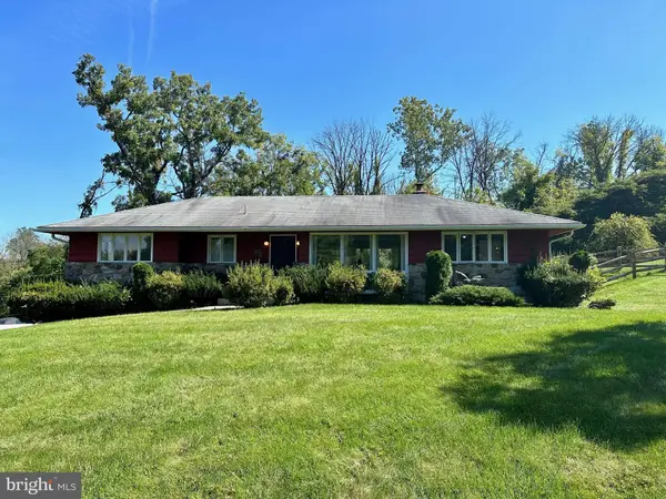 122 MIDWAY RD, Phoenixville, PA 19460