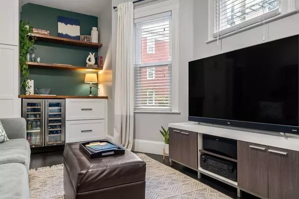 4 Kevin Road #1, Boston, MA 02125