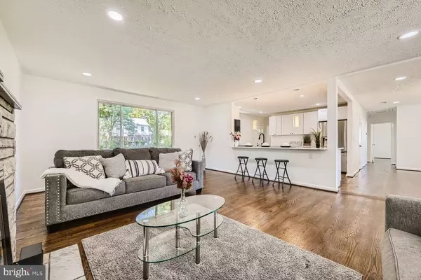 316 SASSAFRAS RD, Essex, MD 21221