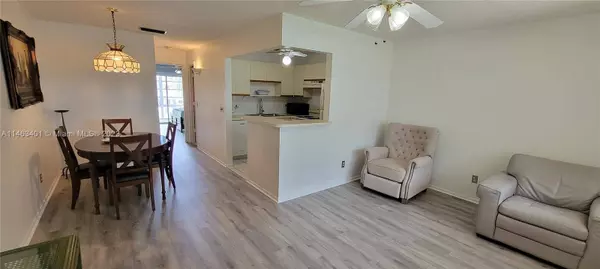 18 Lake Vista Trl #204, Port St. Lucie, FL 34952
