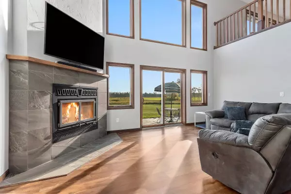 9647 BISON RD, Larsen, WI 54947