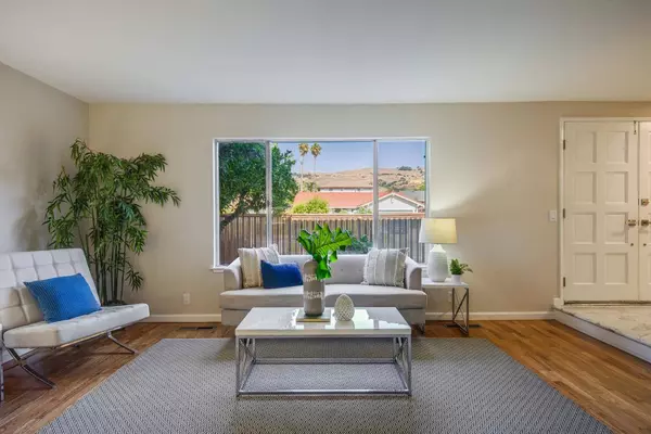 1471 Mardan DR, San Jose, CA 95132