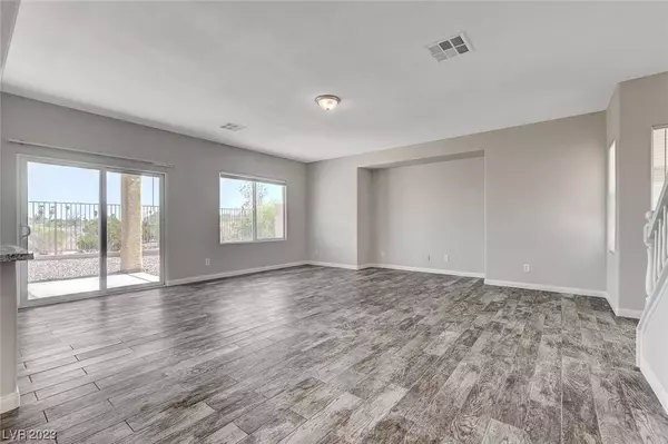 8124 Loma Del Ray Street, Las Vegas, NV 89131