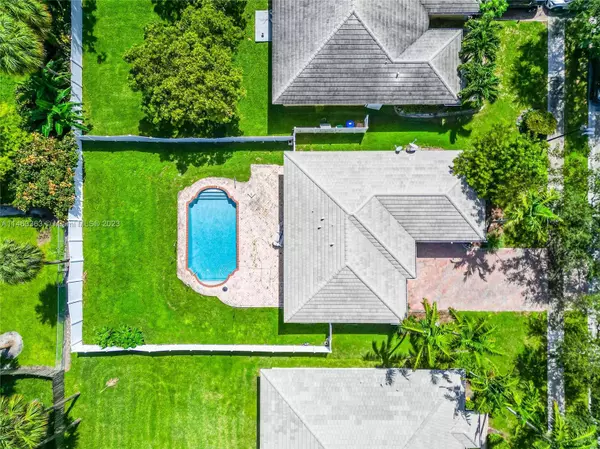 200 NW 17th Ave, Pompano Beach, FL 33069