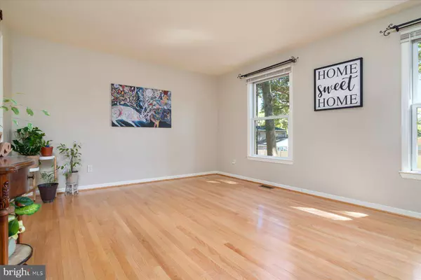 447 ROYAL BEACH RD, Pasadena, MD 21122