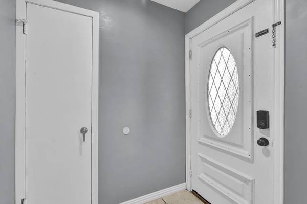 4611 Alamosa Street, Fort Worth, TX 76119