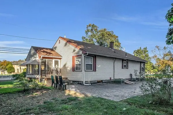 134 Haverhill St, Methuen, MA 01844