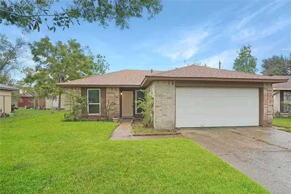 7018 Pinehook LN, Houston, TX 77016