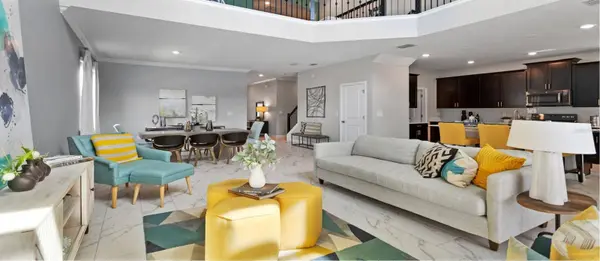 8952 PLAY THROUGH DR, Davenport, FL 33896