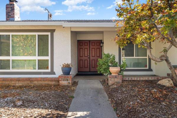 5840 Esrig WAY, Carmichael, CA 95608